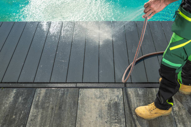 Best Pressure Washing Near Me  in Saylorville, IA